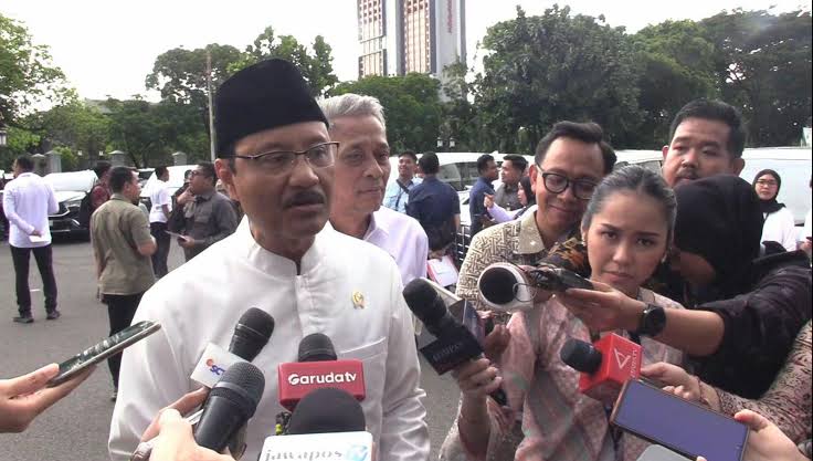 Gus Ipul Percepat Digitalisasi Bansos, Seluruh Program Kemensos Kini Berbasis DTSEN