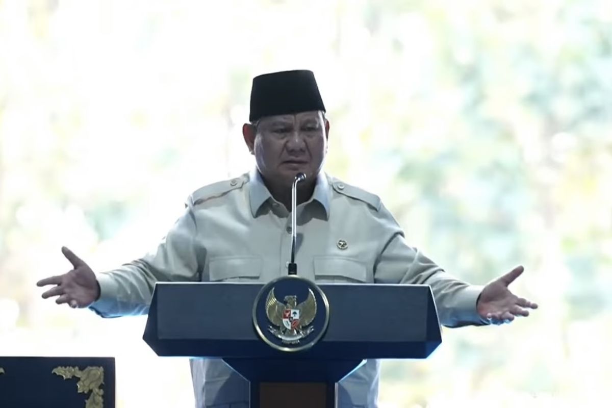 Prabowo: Semua Sekolah Akan Diperbaiki, Setiap Ruang Kelas Dapat Layar Digital Mutakhir